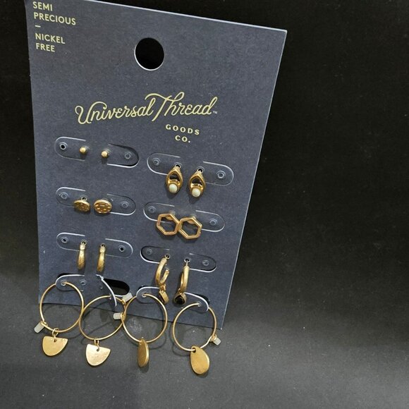 Universal Threads necklace 2 pc set & 8 pc earring NWT on card gold color lot - Picture 6 of 9